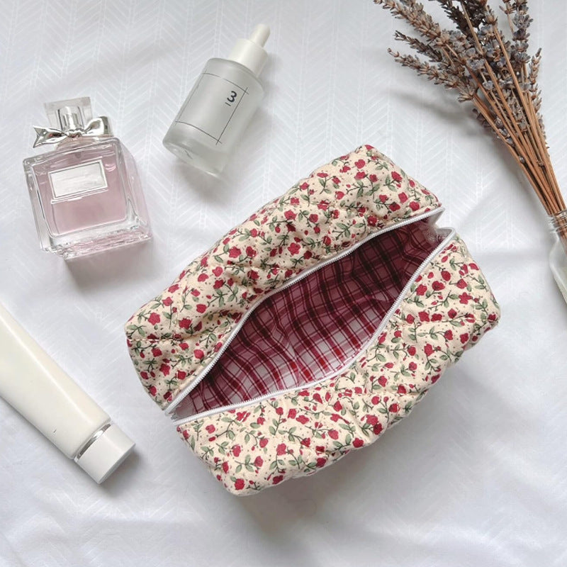 Floral Makeup Travel Skincare Zipper Bag - Trending Tina